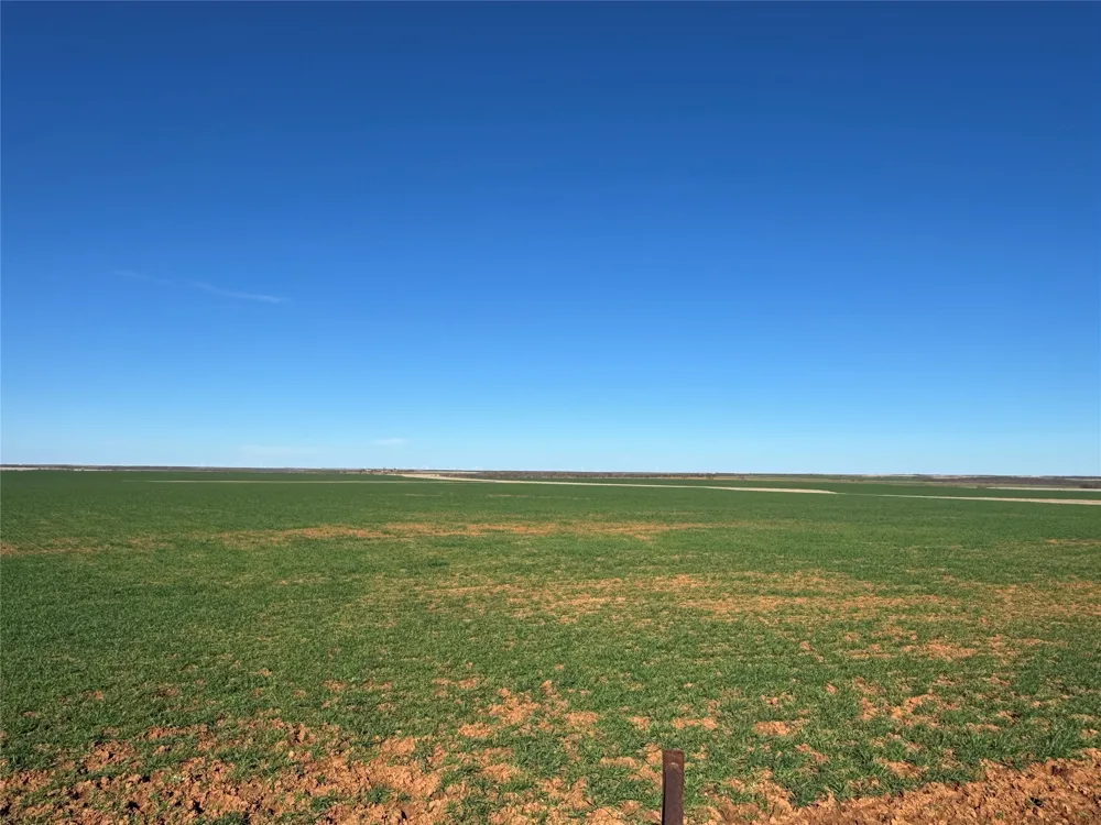 FM 422 Seymour, TX 76380