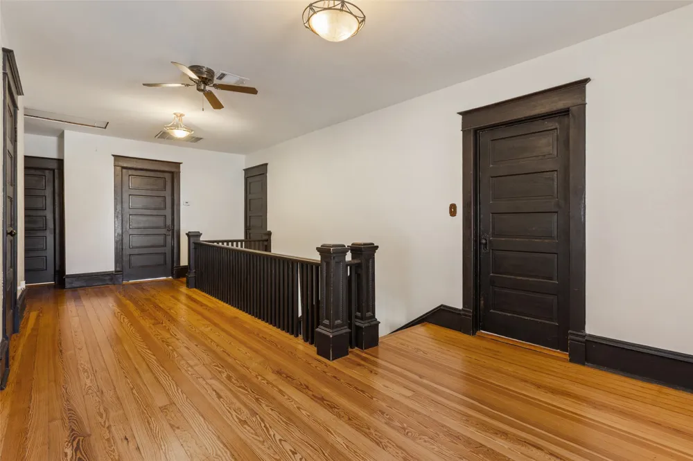 900 W 6th Street McGregor, TX 76657