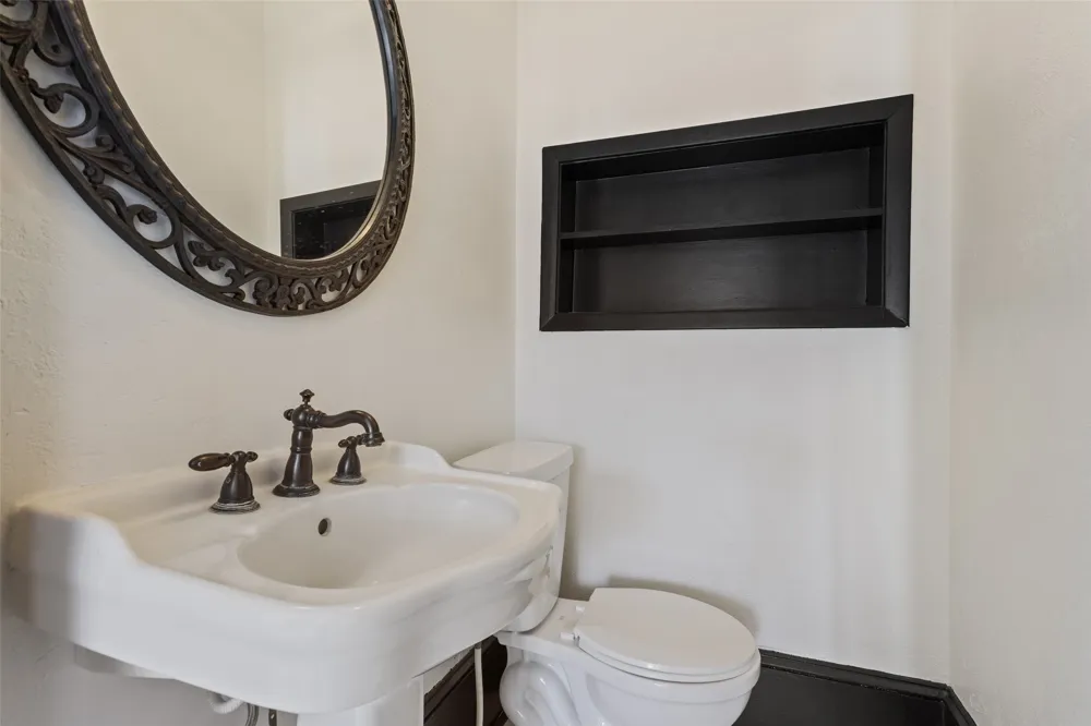 900 W 6th Street McGregor, TX 76657