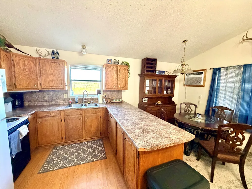 5530 Hwy 158 Robert Lee, TX 76945