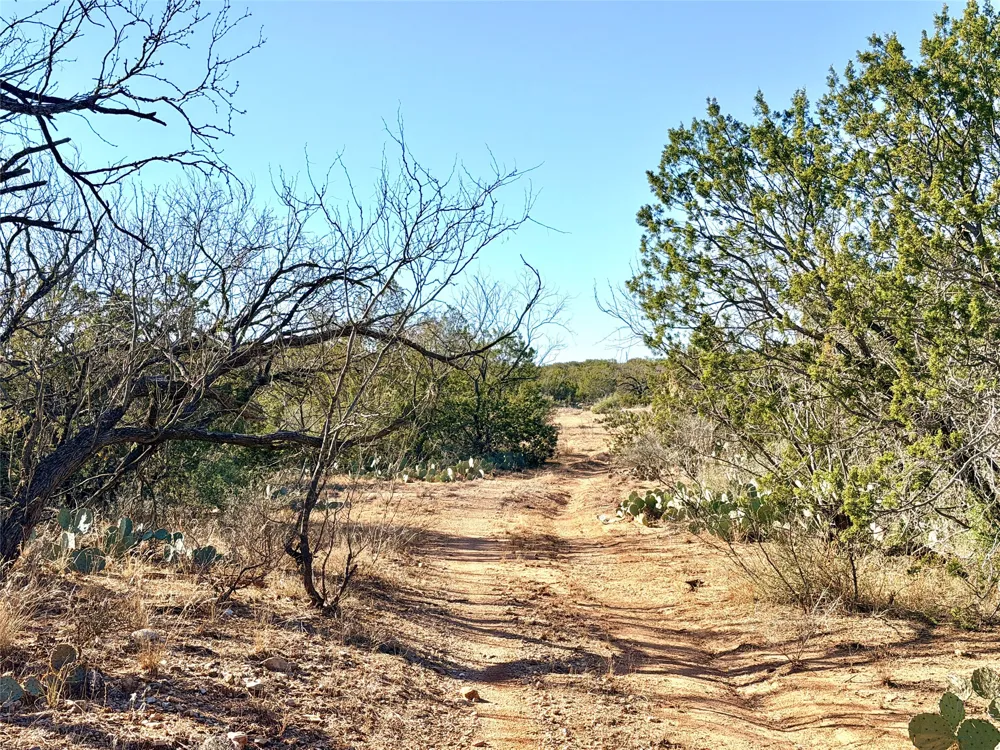 5530 Hwy 158 Robert Lee, TX 76945