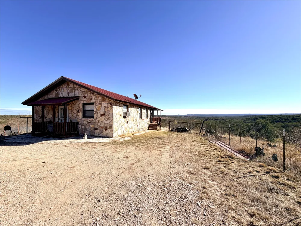 5530 Hwy 158 Robert Lee, TX 76945