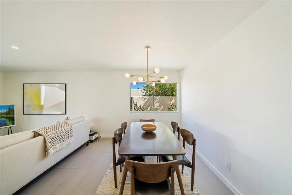 436 Greenhouse Way Palm Springs, CA 92262