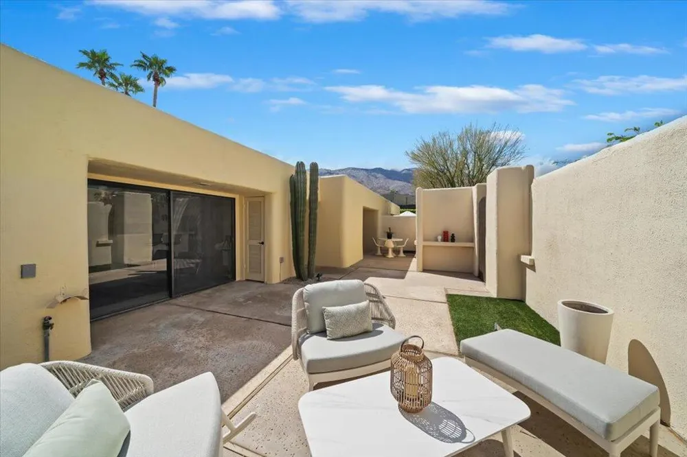 436 Greenhouse Way Palm Springs, CA 92262