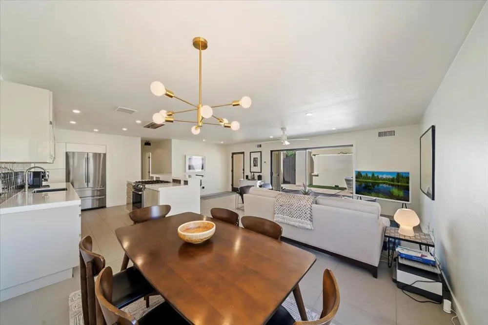 436 Greenhouse Way Palm Springs, CA 92262