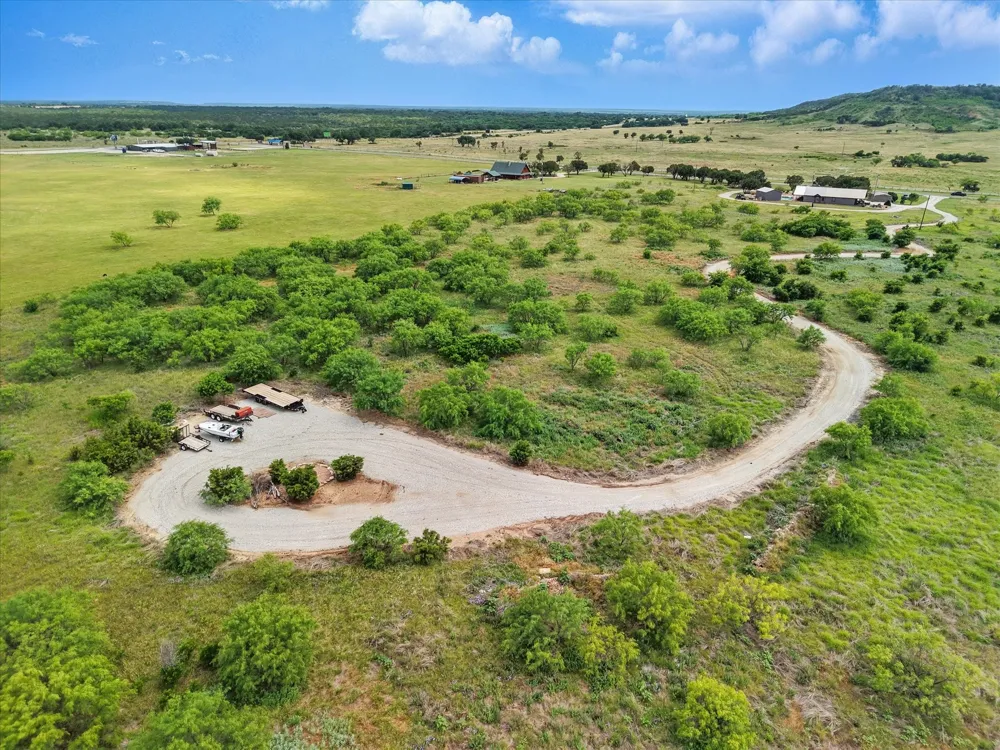 186 W Hells Gate Drive #ACRES 11 Strawn, TX 76475