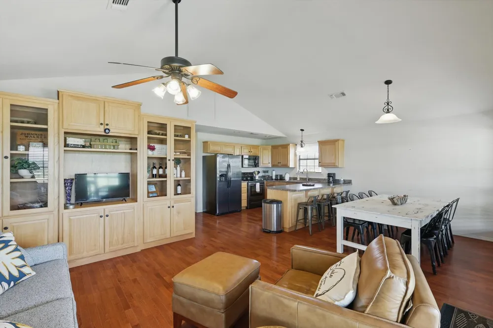 186 W Hells Gate Drive #ACRES 11 Strawn, TX 76475