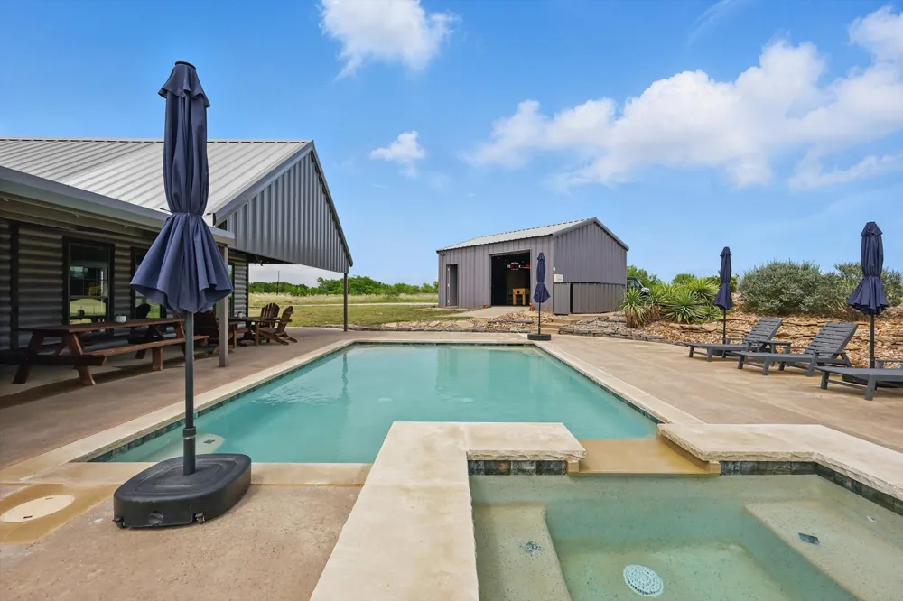 186 W Hells Gate Drive #ACRES 11 Strawn, TX 76475