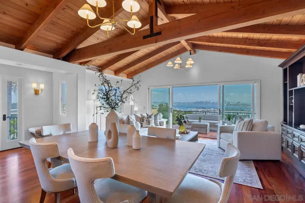 3235 Harbor View Dr San Diego, CA 92106