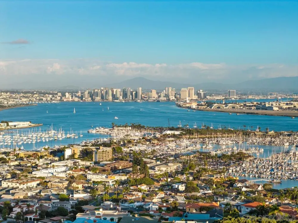 3235 Harbor View Dr San Diego, CA 92106