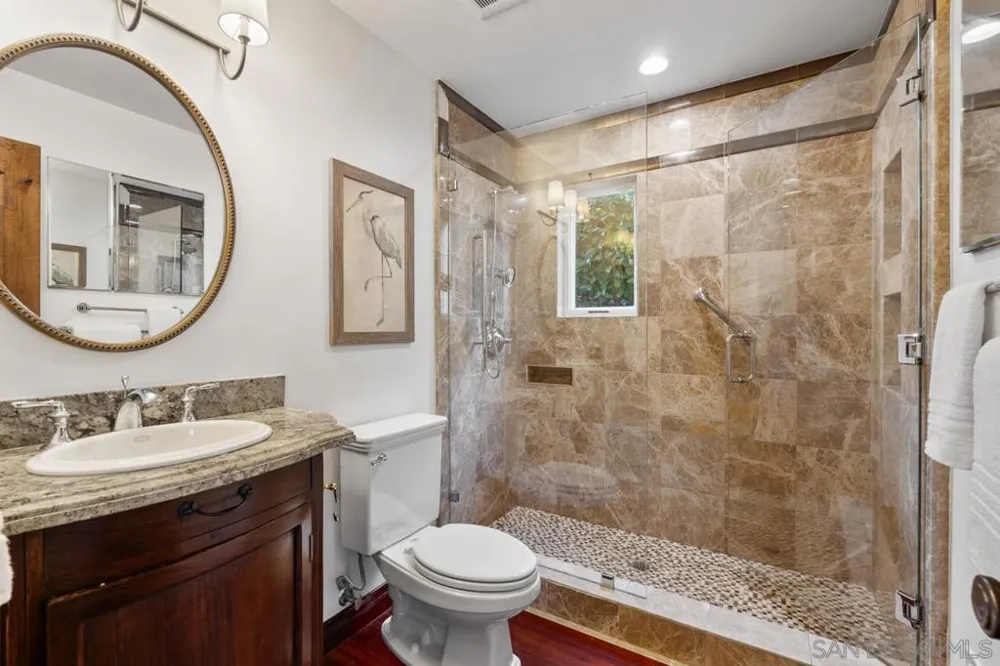 3235 Harbor View Dr San Diego, CA 92106