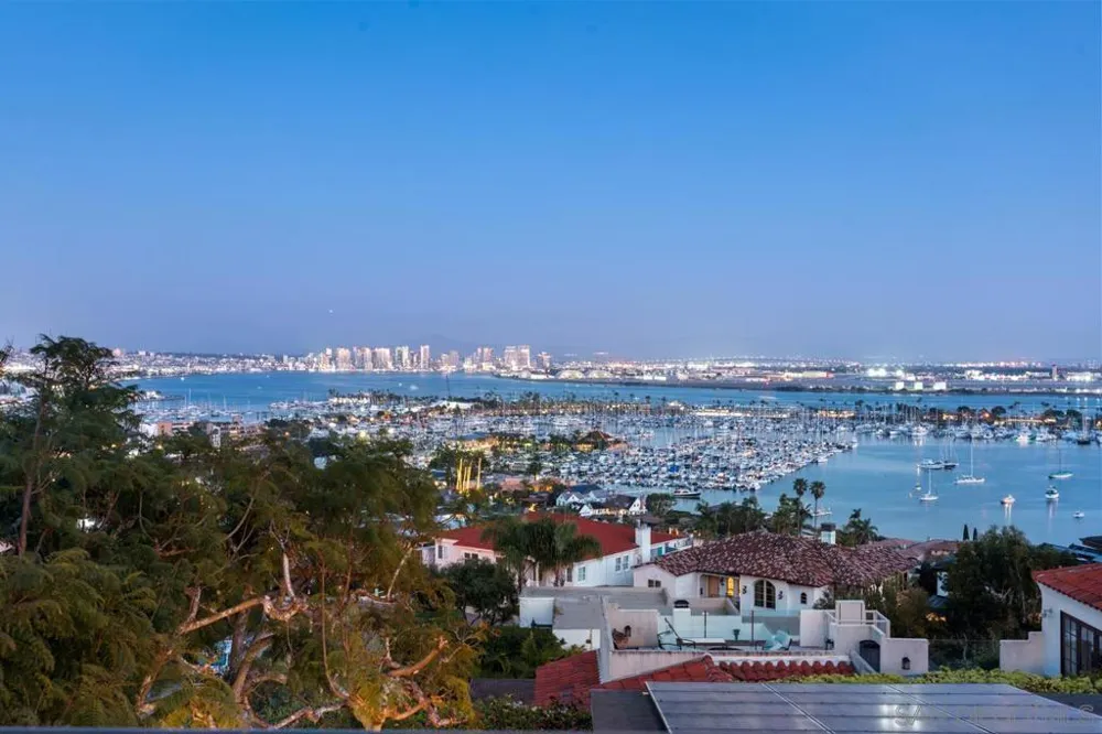 3235 Harbor View Dr San Diego, CA 92106