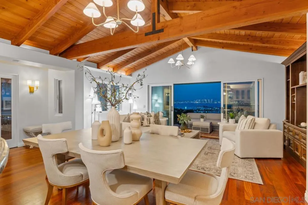 3235 Harbor View Dr San Diego, CA 92106
