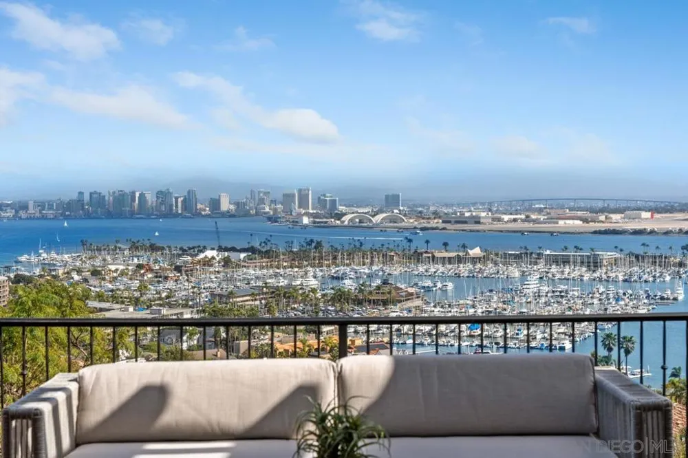 3235 Harbor View Dr San Diego, CA 92106