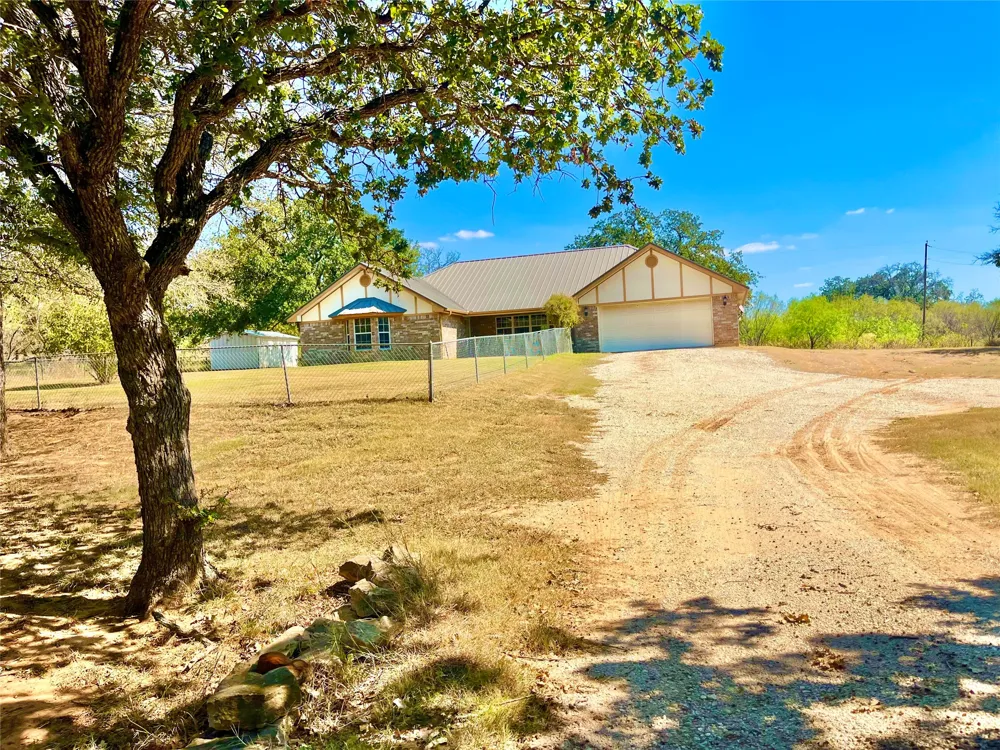 1340 US Hwy 281 Hamilton, TX 76531