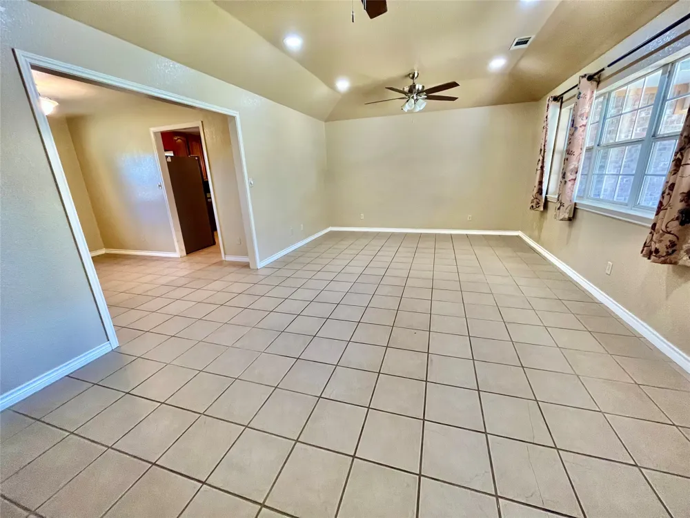 1340 US Hwy 281 Hamilton, TX 76531