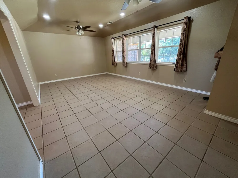 1340 US Hwy 281 Hamilton, TX 76531