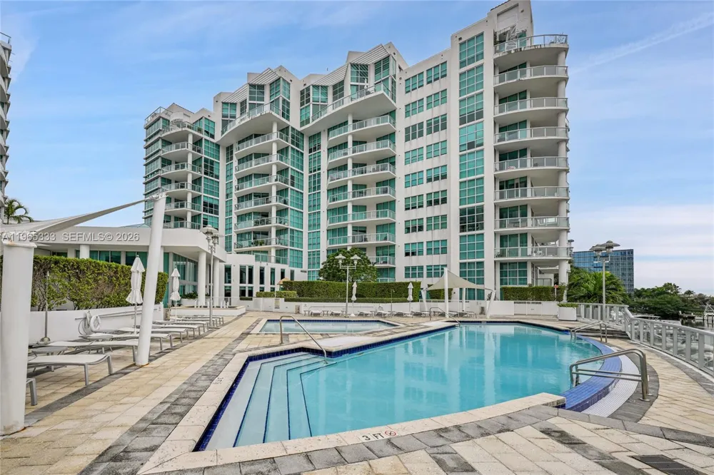3131 NE 188th St #2-1107 Aventura, FL 33180