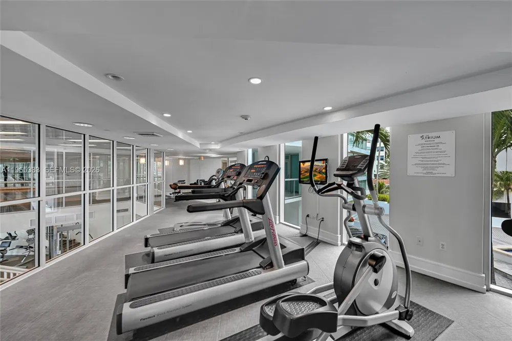 3131 NE 188th St #2-1107 Aventura, FL 33180