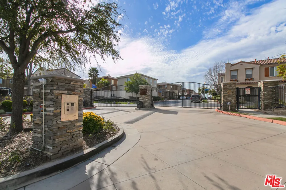 26070 Medici Court Santa Clarita, CA 91350