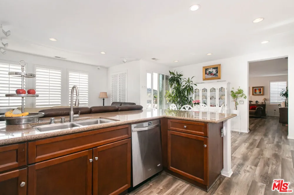 26070 Medici Court Santa Clarita, CA 91350