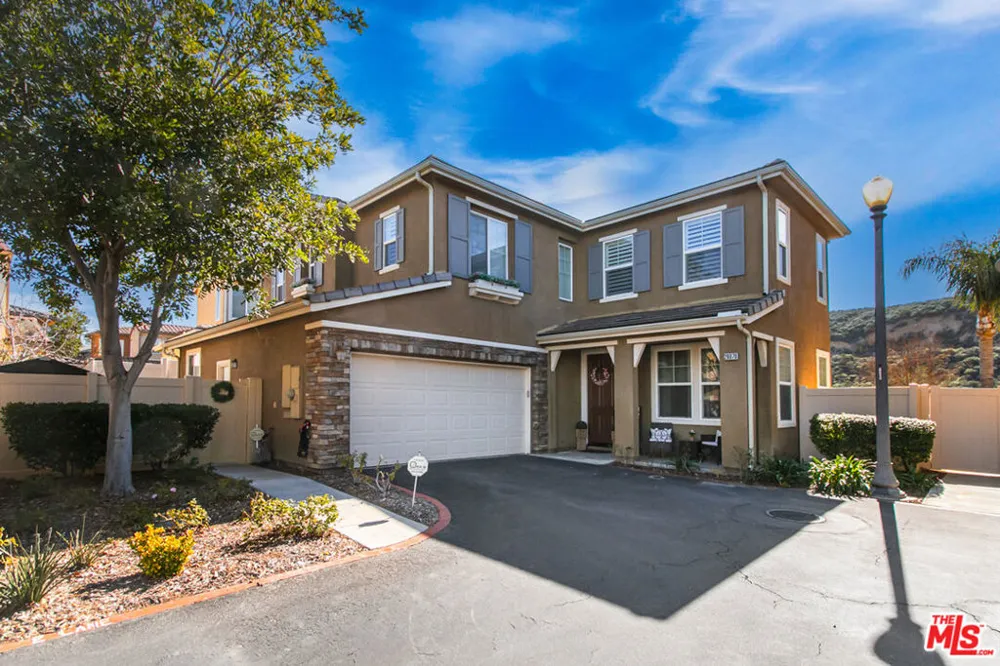 26070 Medici Court Santa Clarita, CA 91350