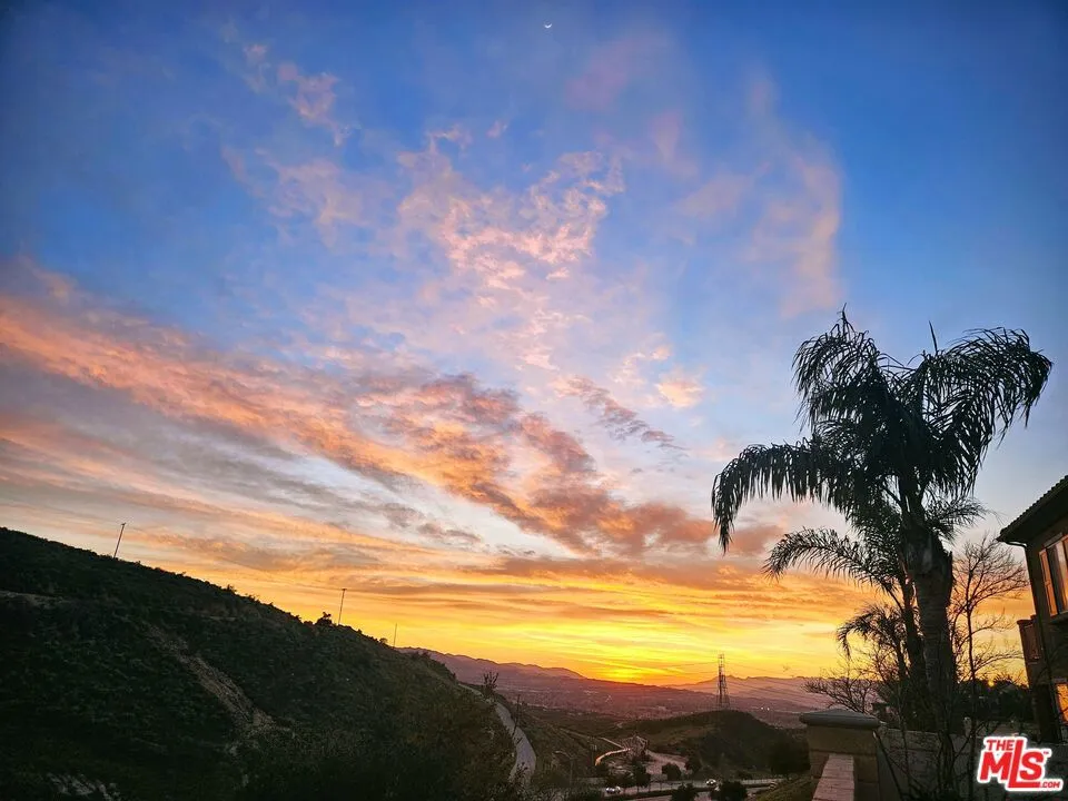 26070 Medici Court Santa Clarita, CA 91350