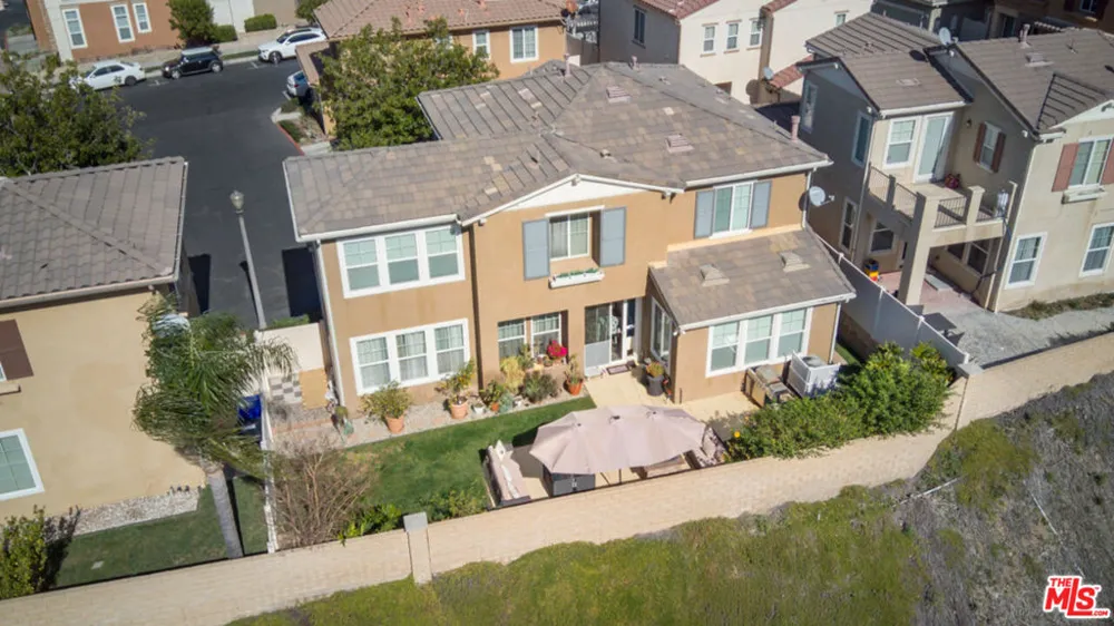 26070 Medici Court Santa Clarita, CA 91350