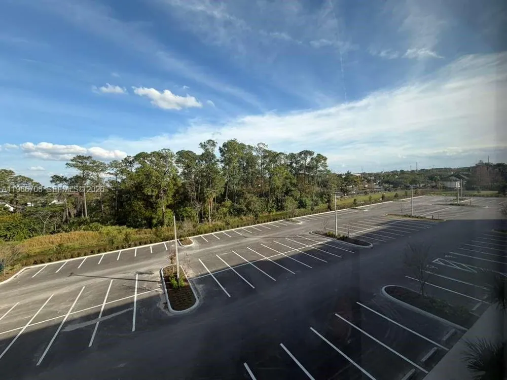 5587 Millenia Park blvd #502 Orlando, FL 32839