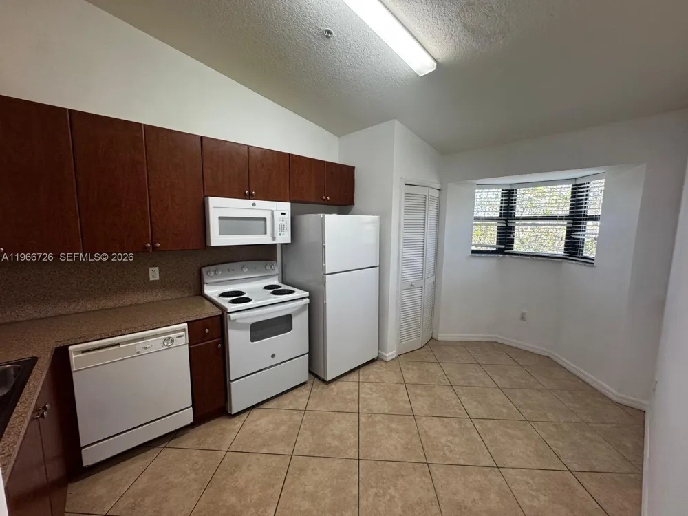 22621 SW 88th Pl #302-8 Cutler Bay, FL 33190