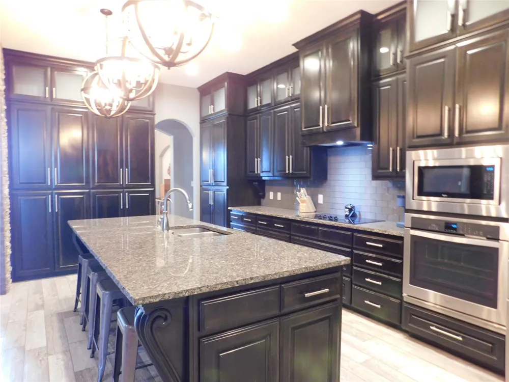 204 Jermyn Avenue Jermyn, TX 76459