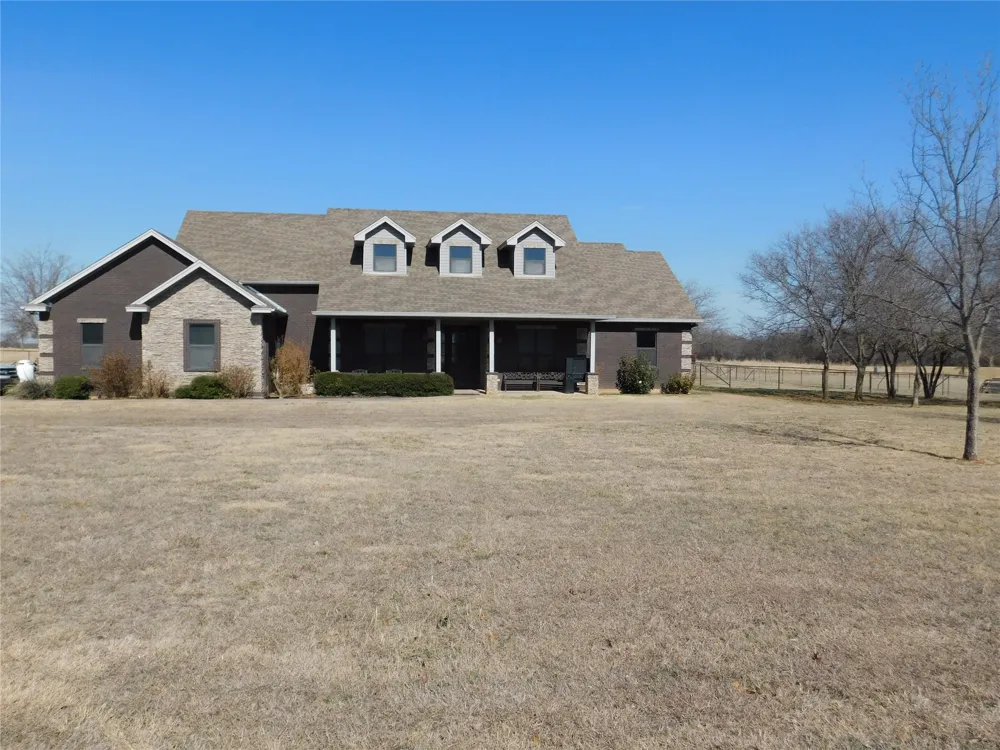 204 Jermyn Avenue Jermyn, TX 76459