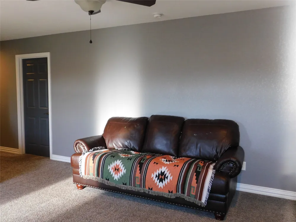 204 Jermyn Avenue Jermyn, TX 76459