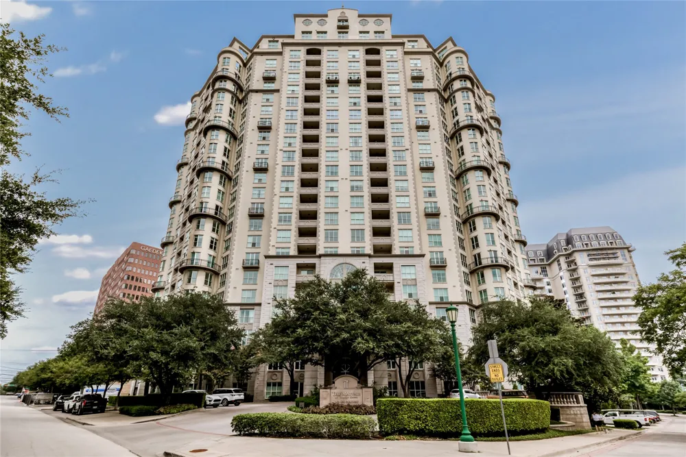 3401 Lee Parkway #404 Dallas, TX 75219