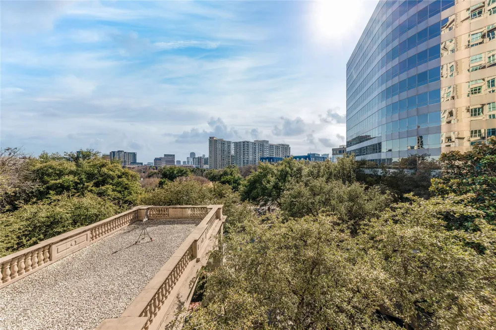 3401 Lee Parkway #404 Dallas, TX 75219