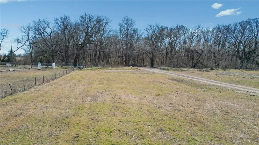 Gray Bottom Road Whitewright, TX 75491
