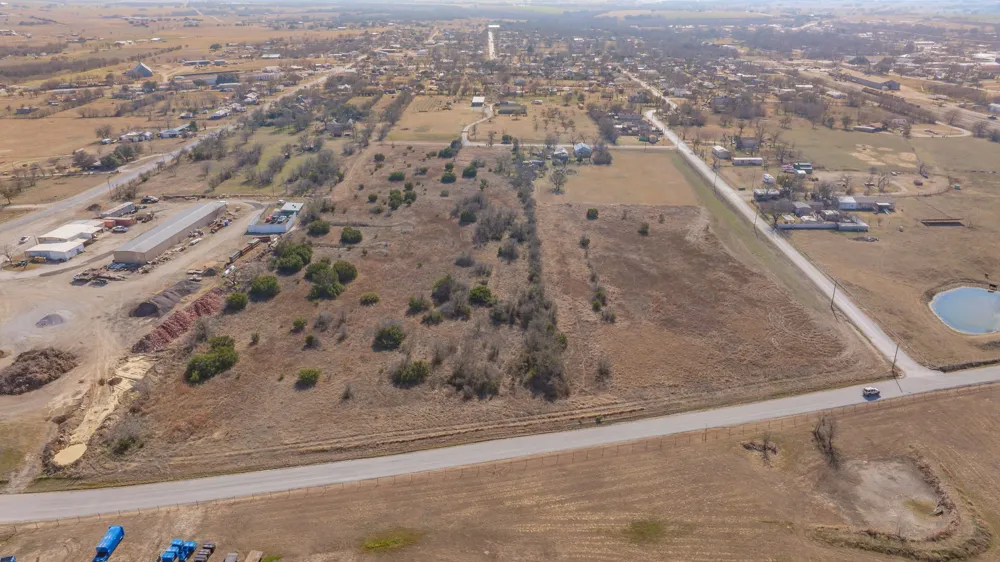 E Harris Dublin, TX 76446