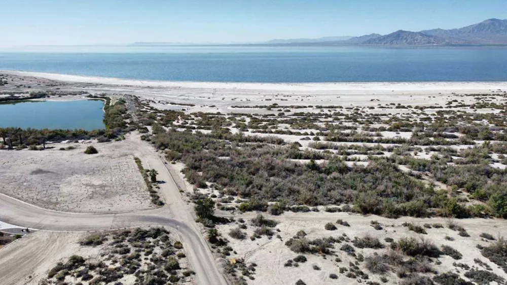 Vanderveer Dr. Mecca, CA 92254