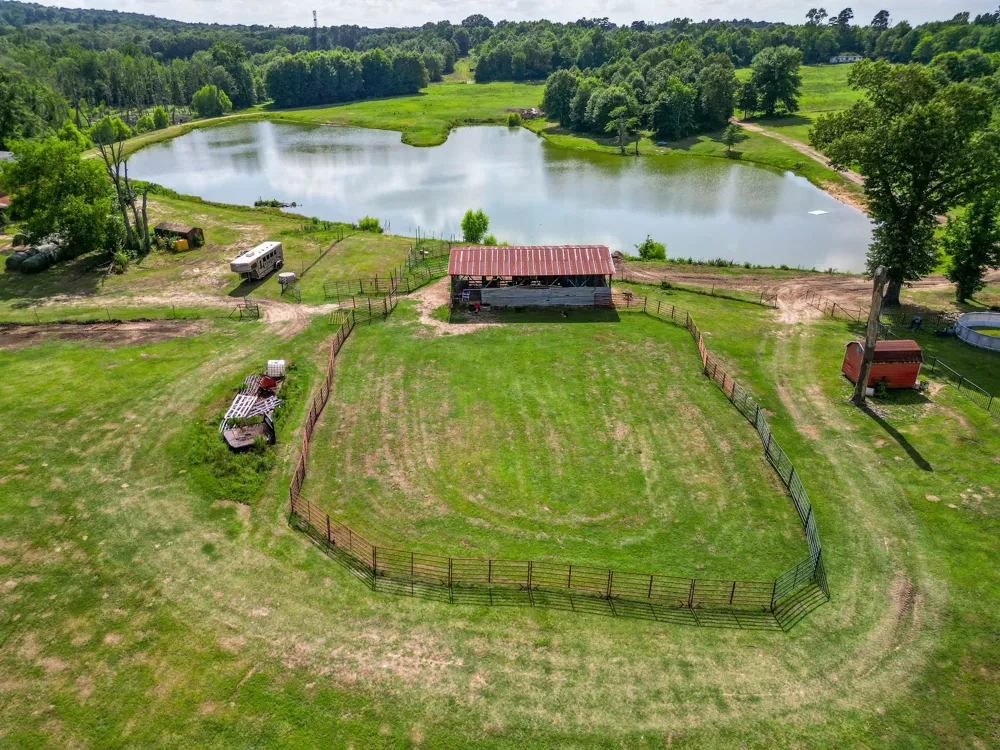 2711 Fm 250 Hughes Springs, TX 75656