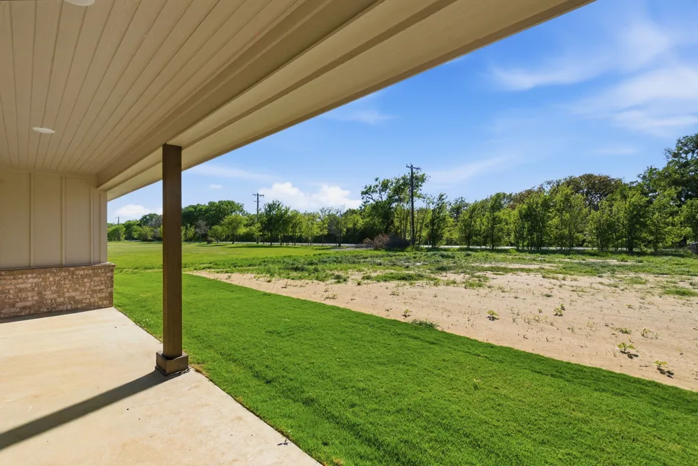 252 Yawney Drive Lipan, TX 76462