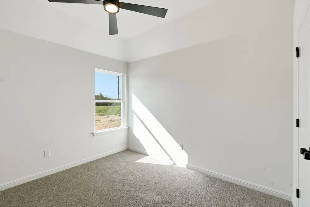 252 Yawney Drive Lipan, TX 76462