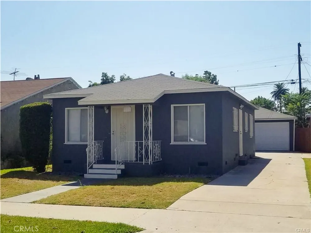 6449 Lemon Avenue Long Beach, CA 90805