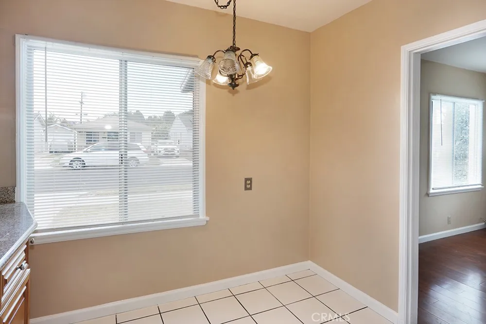 6449 Lemon Avenue Long Beach, CA 90805