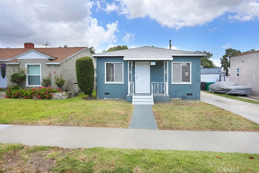 6449 Lemon Avenue Long Beach, CA 90805