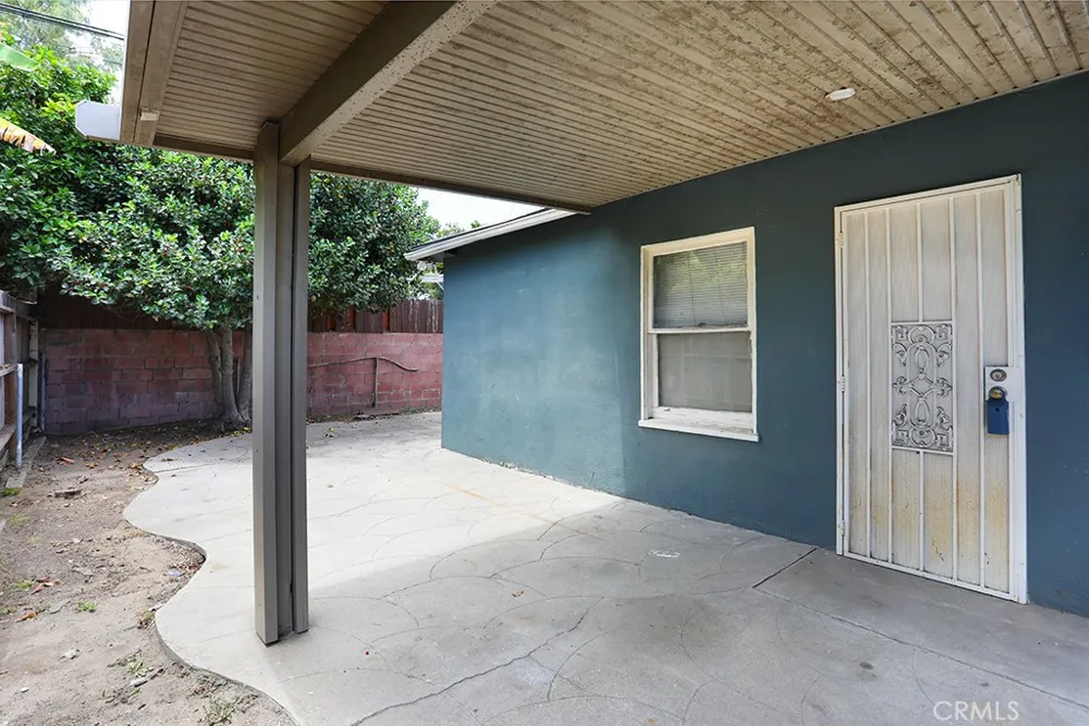 6449 Lemon Avenue Long Beach, CA 90805