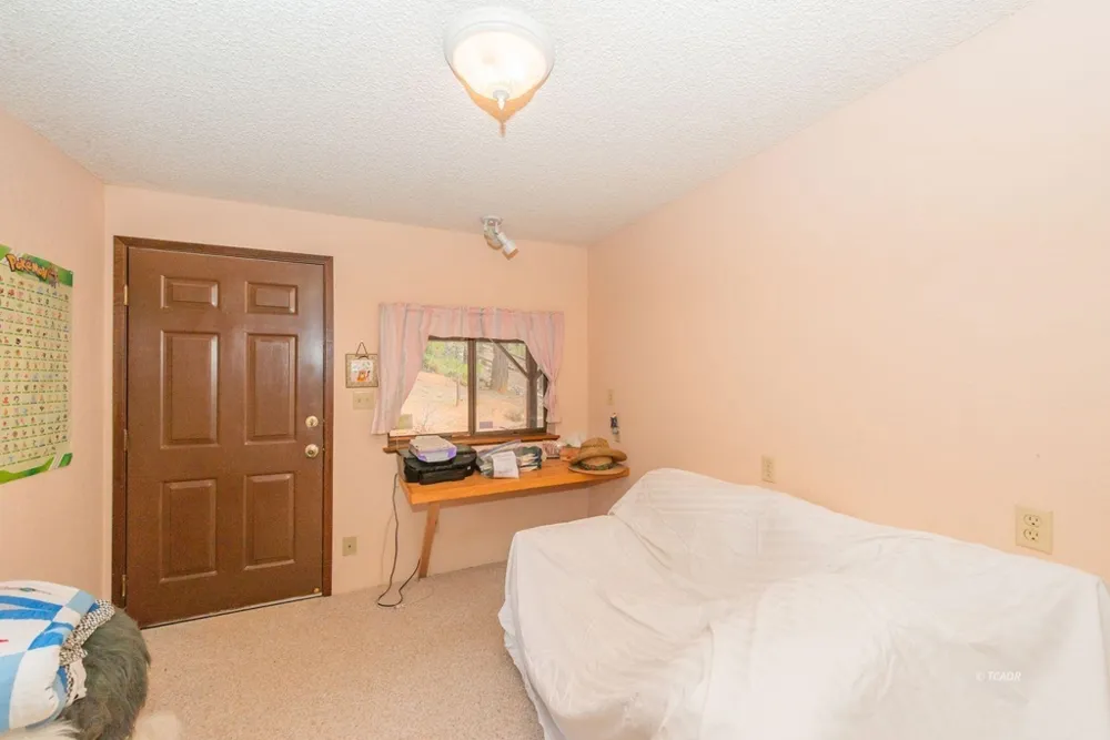 410 Lake Forest Dr. Trinity Center, CA 96091