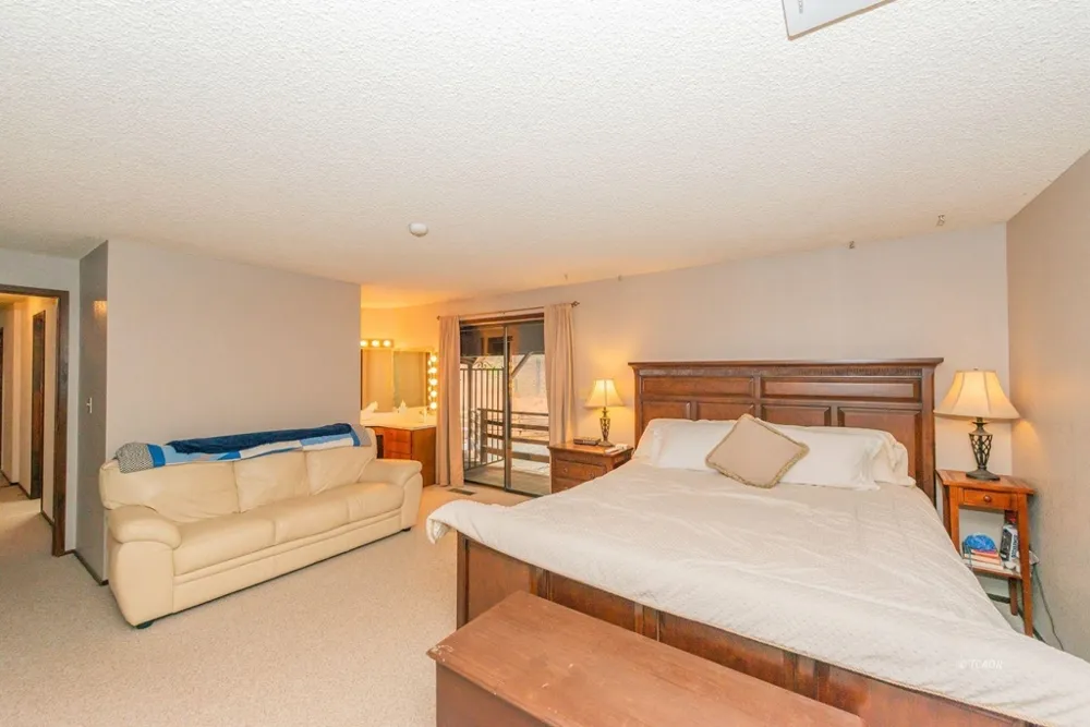 410 Lake Forest Dr. Trinity Center, CA 96091
