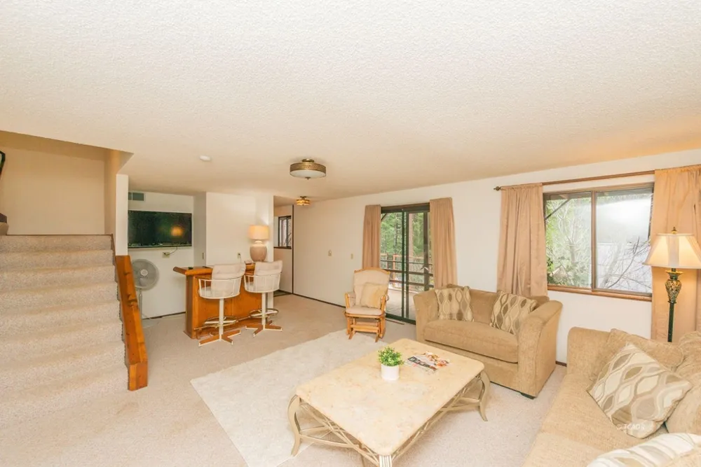 410 Lake Forest Dr. Trinity Center, CA 96091