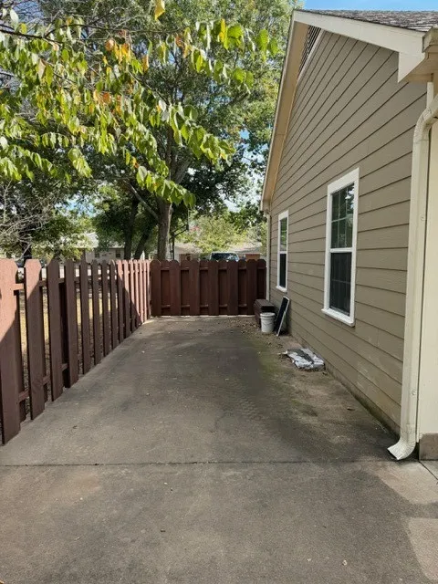 613 Main Street Muenster, TX 76252