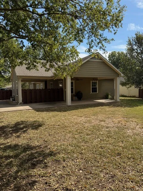 613 Main Street Muenster, TX 76252